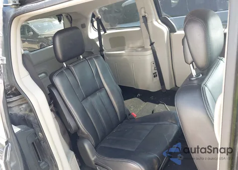 2013 Chrysler Town & Country Touring из США, поврежденный, VIN 2C4RC1BG0DR760178